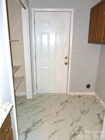 4024 Rosehaven Drive, Charlotte, NC 28205
