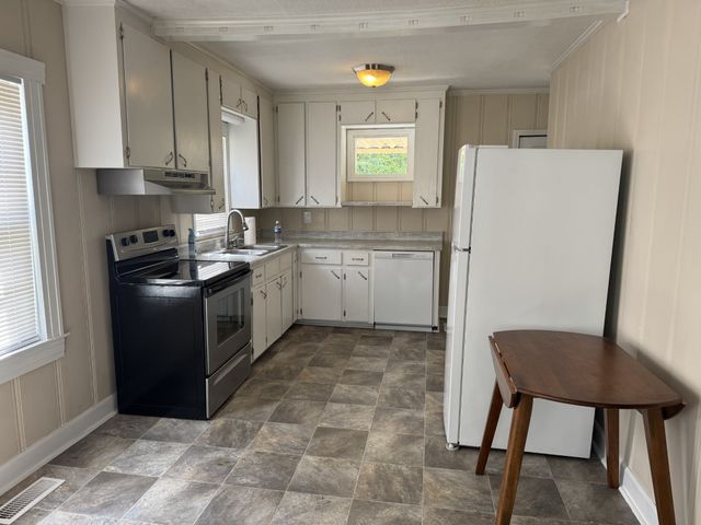 308 8th Ave, Columbia, TN 38401