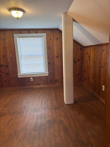 308 8th Ave, Columbia, TN 38401