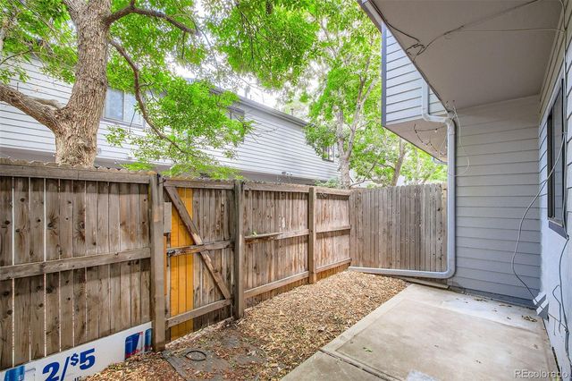 10693 W 63rd Drive 102, Arvada, CO 80004