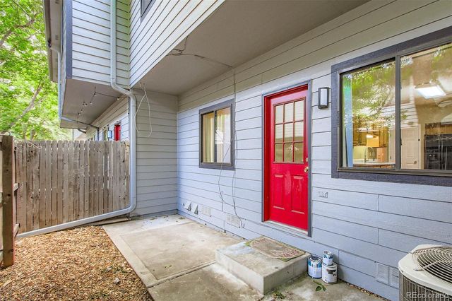 10693 W 63rd Drive 102, Arvada, CO 80004