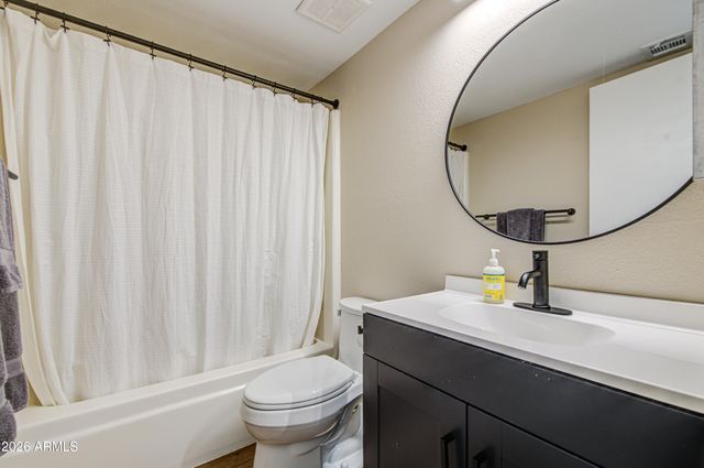 1920 W LINDNER Avenue 203, Mesa, AZ 85202