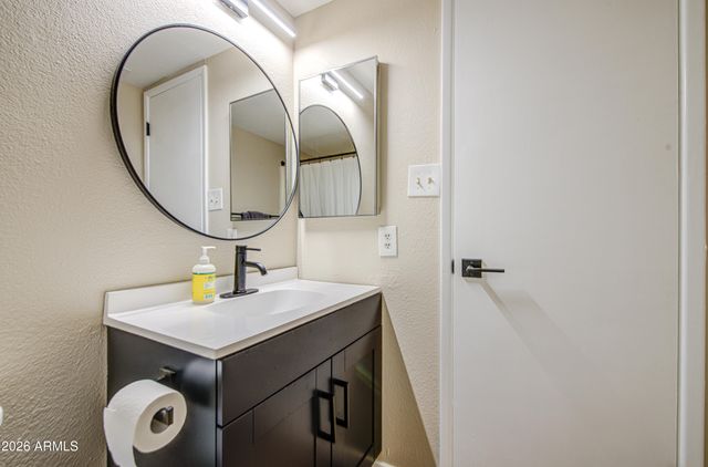 1920 W LINDNER Avenue 203, Mesa, AZ 85202