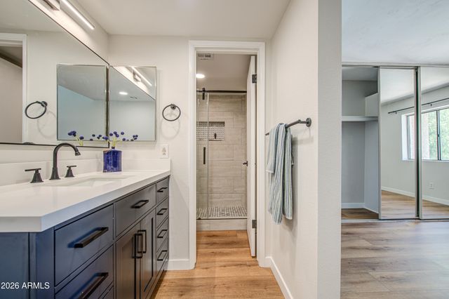 1920 W LINDNER Avenue 203, Mesa, AZ 85202