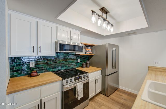1920 W LINDNER Avenue 203, Mesa, AZ 85202
