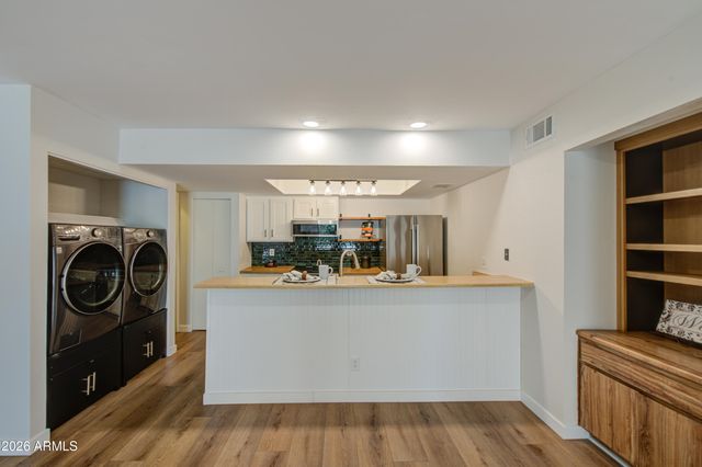 1920 W LINDNER Avenue 203, Mesa, AZ 85202