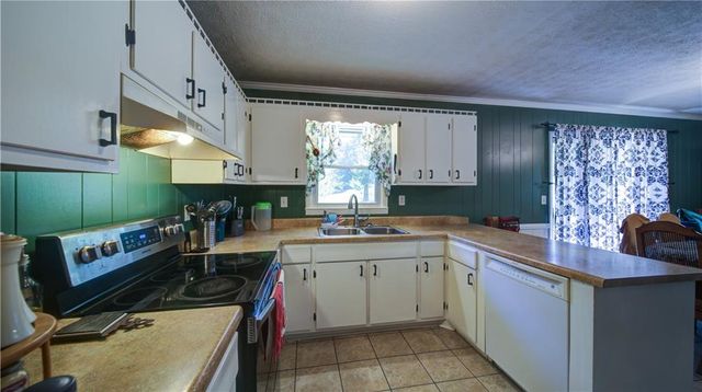 469 PLANTATION Drive, Winder, GA 30680
