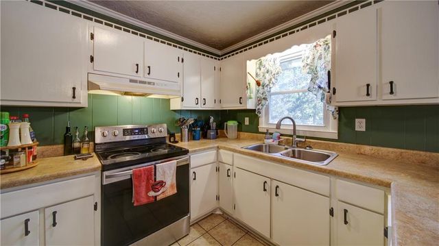 469 PLANTATION Drive, Winder, GA 30680