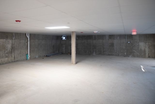 425 Border St 407, Boston, MA 02128