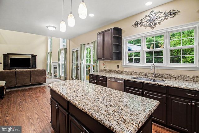 89 TAVERN RD, Stafford, VA 22554
