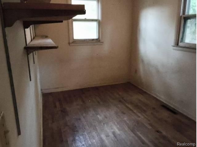 1008 Reo Road, Lansing, MI 48910