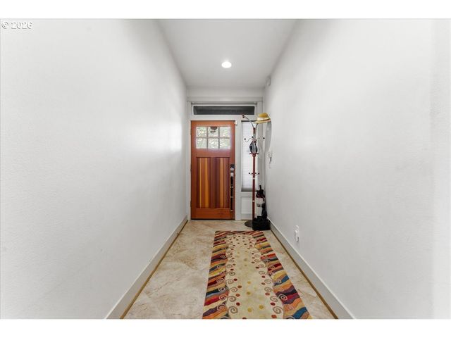 9522 Sw 153RD Ave, Beaverton, OR 97007
