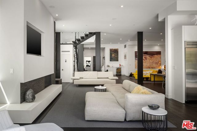 848 N Crescent Heights Boulevard, Los Angeles, CA 90046