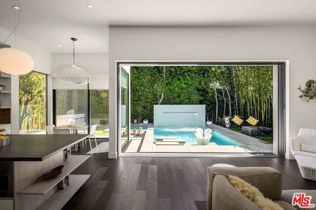 848 N Crescent Heights Boulevard, Los Angeles, CA 90046