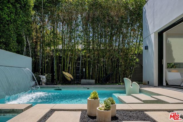 848 N Crescent Heights Boulevard, Los Angeles, CA 90046