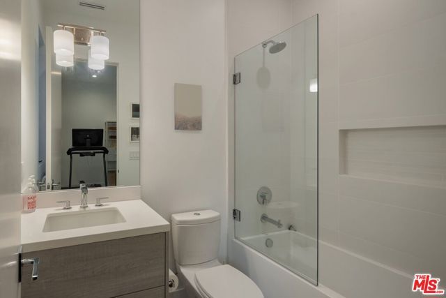 848 N Crescent Heights Boulevard, Los Angeles, CA 90046
