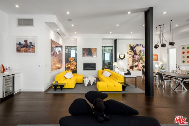 848 N Crescent Heights Boulevard, Los Angeles, CA 90046