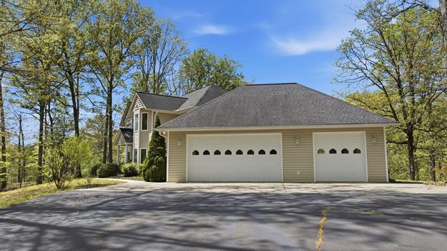 838 Peachtree Hills Road, Murphy, NC 28906