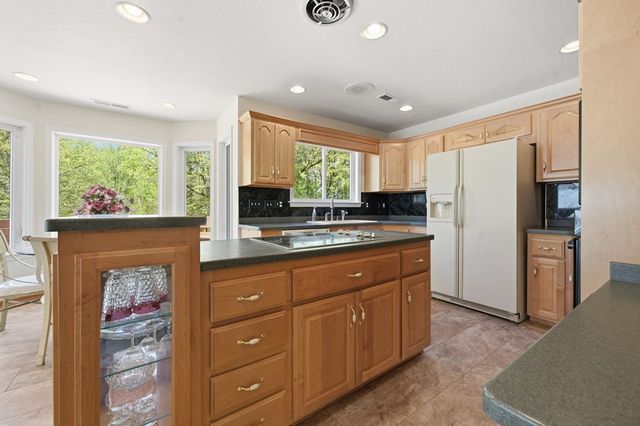 838 Peachtree Hills Road, Murphy, NC 28906