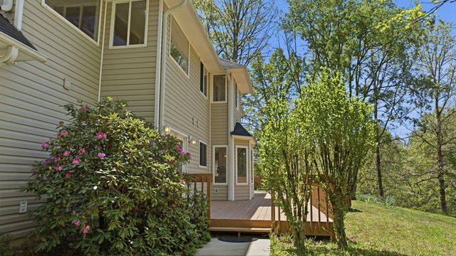 838 Peachtree Hills Road, Murphy, NC 28906
