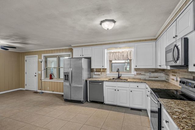 1935 Denton Road, Dothan, AL 36303