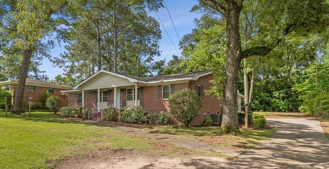 1935 Denton Road, Dothan, AL 36303
