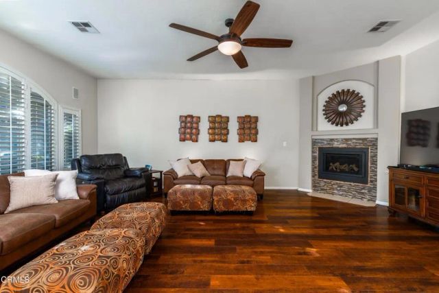 3707 Mont Blanc Terrace, Bakersfield, CA 93306