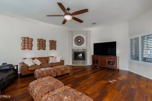 3707 Mont Blanc Terrace, Bakersfield, CA 93306