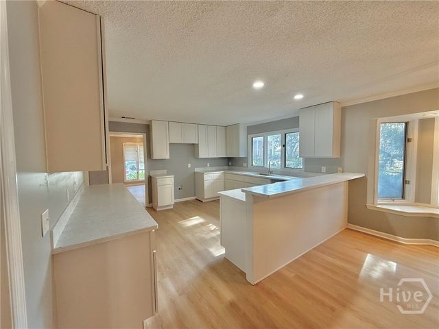 10 Cove Drive, Savannah, GA 31419