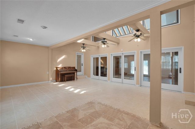 10 Cove Drive, Savannah, GA 31419