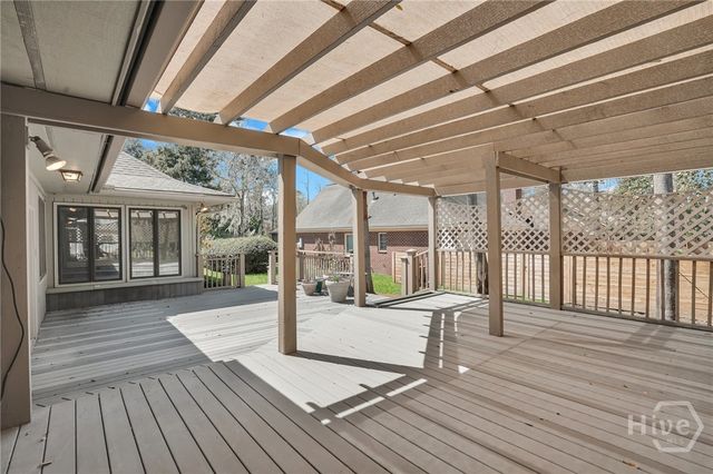 10 Cove Drive, Savannah, GA 31419