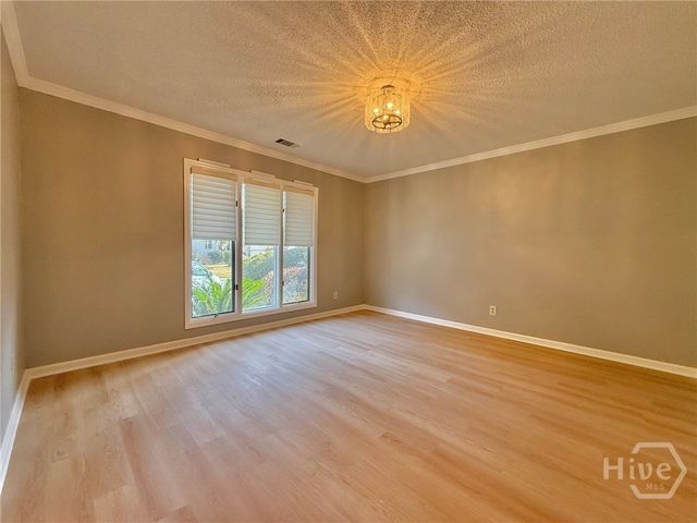 10 Cove Drive, Savannah, GA 31419