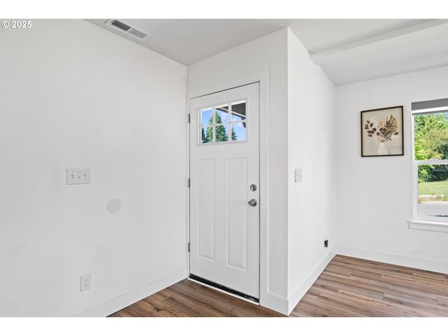 17095 Se MANLEY St, Portland, OR 97236