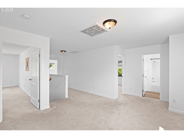 17095 Se MANLEY St, Portland, OR 97236