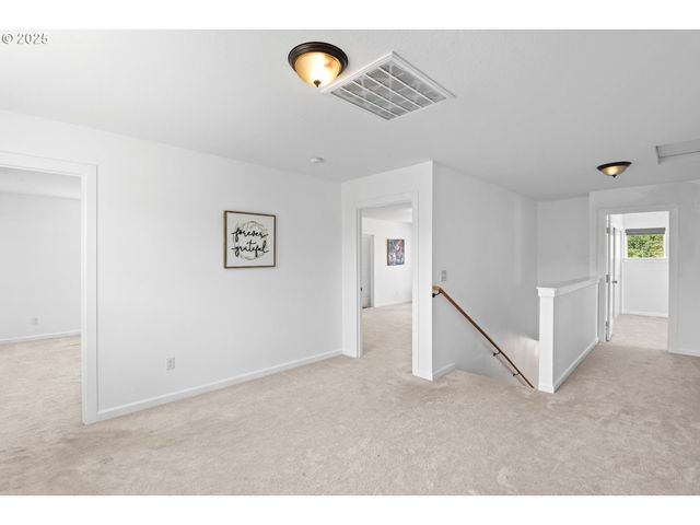 17095 Se MANLEY St, Portland, OR 97236