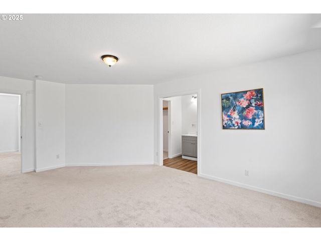 17095 Se MANLEY St, Portland, OR 97236