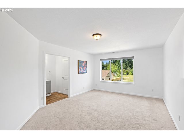 17095 Se MANLEY St, Portland, OR 97236