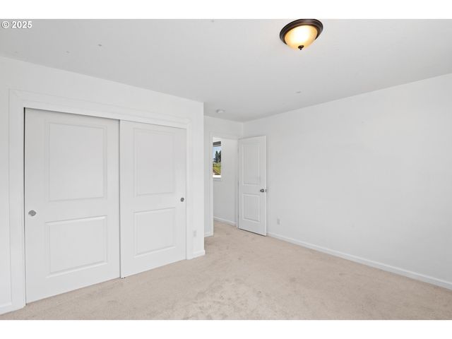 17095 Se MANLEY St, Portland, OR 97236
