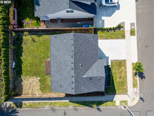 17095 Se MANLEY St, Portland, OR 97236