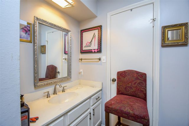 2924 Camelot Lane, Missouri City, TX 77459