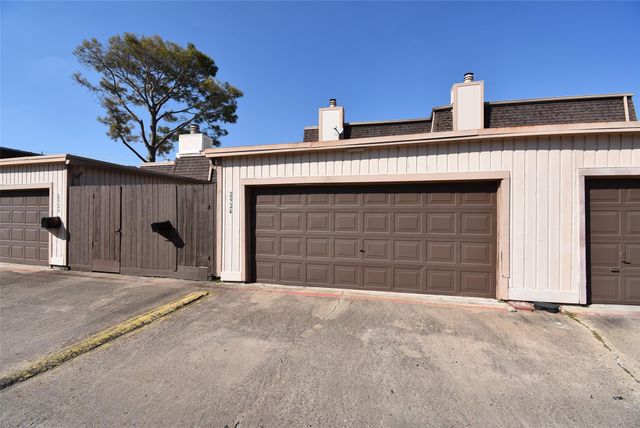 2924 Camelot Lane, Missouri City, TX 77459