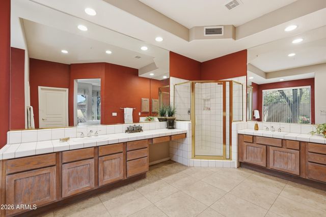 33111 N 71ST Way, Scottsdale, AZ 85266