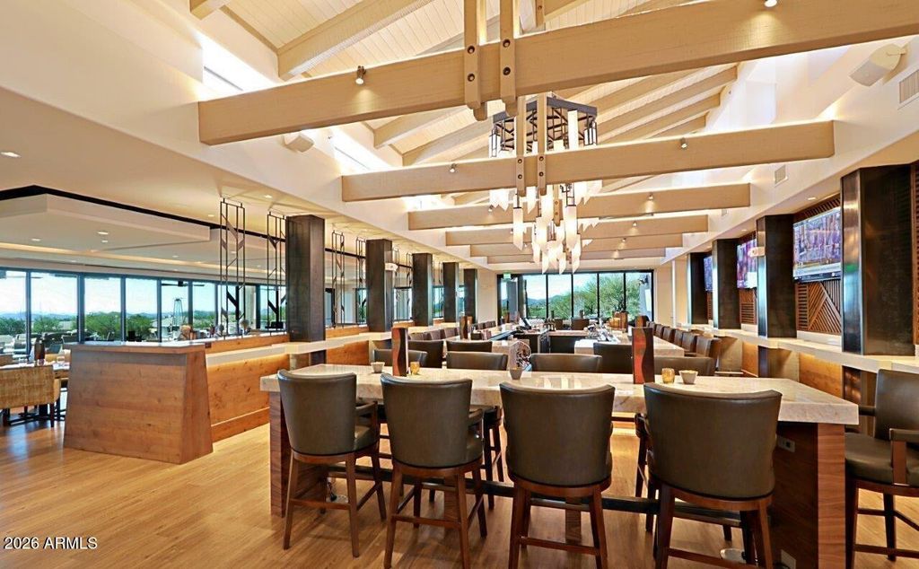 Image 3 of property listing at 33111 N 71ST Way, Scottsdale, AZ 85266