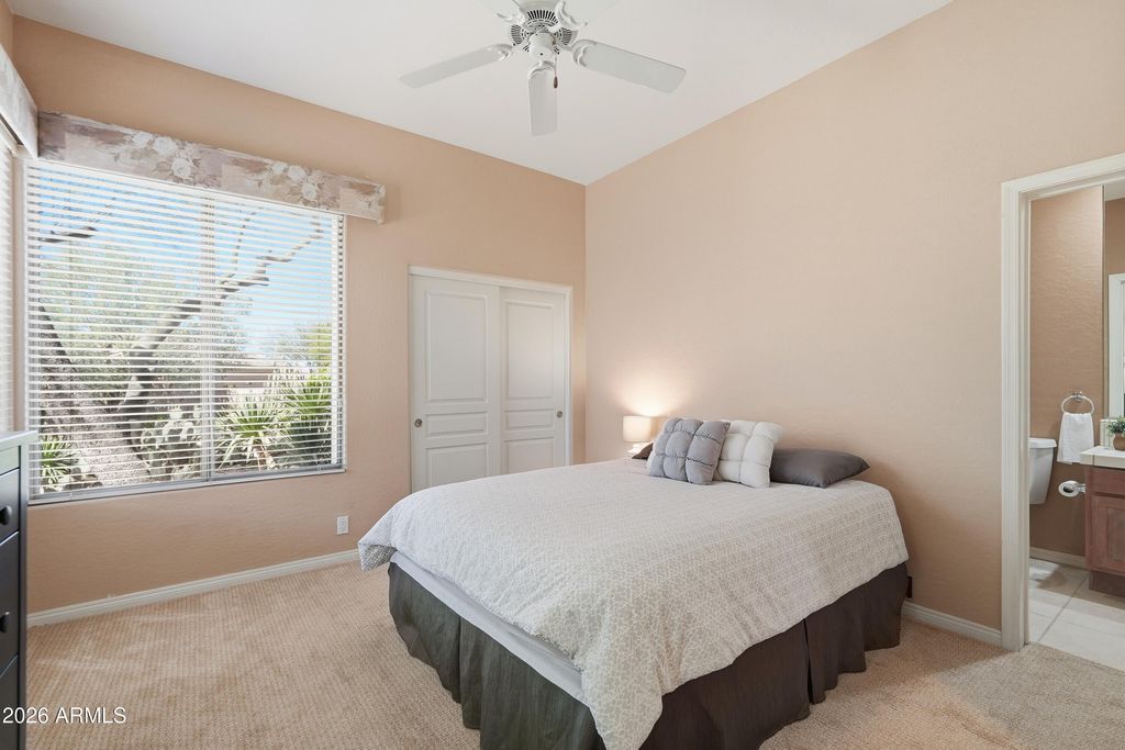 Image 31 of property listing at 33111 N 71ST Way, Scottsdale, AZ 85266