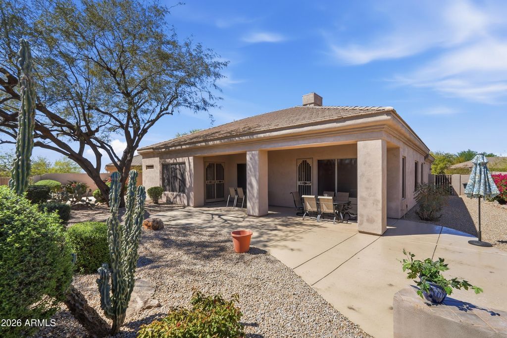 Image 32 of property listing at 33111 N 71ST Way, Scottsdale, AZ 85266