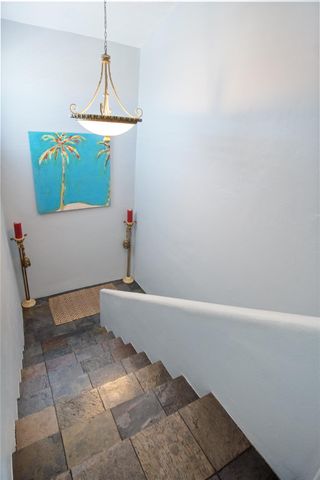 1962 Avenue H, Crystal Beach, TX 77650