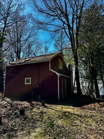4667 N Lakeshore Drive, Golden Twp, MI 49436