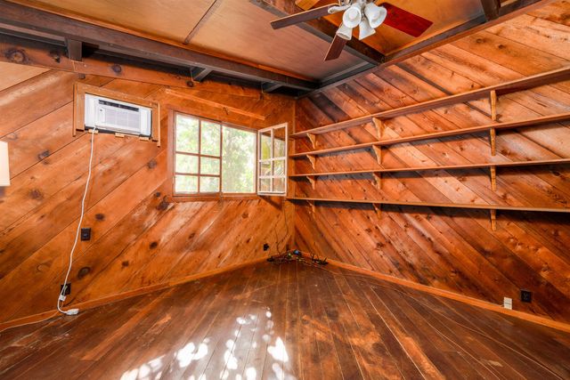 810 Upper Ulumalu Rd, Haiku, HI 96708