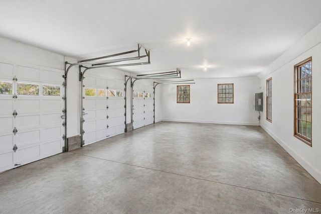 235 Centre Island Road, Centre Island, NY 11771