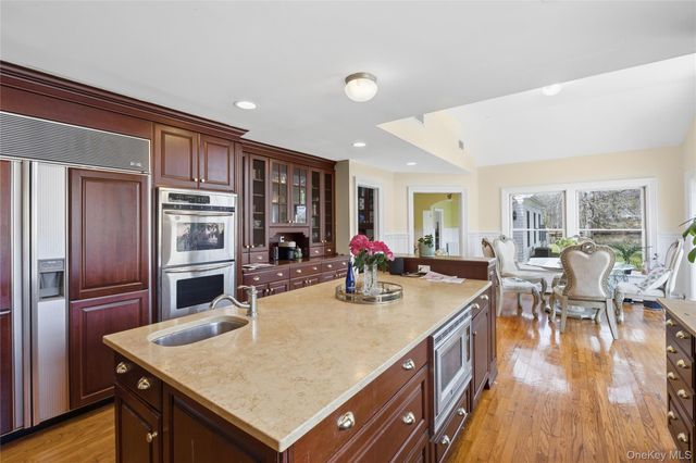 235 Centre Island Road, Centre Island, NY 11771